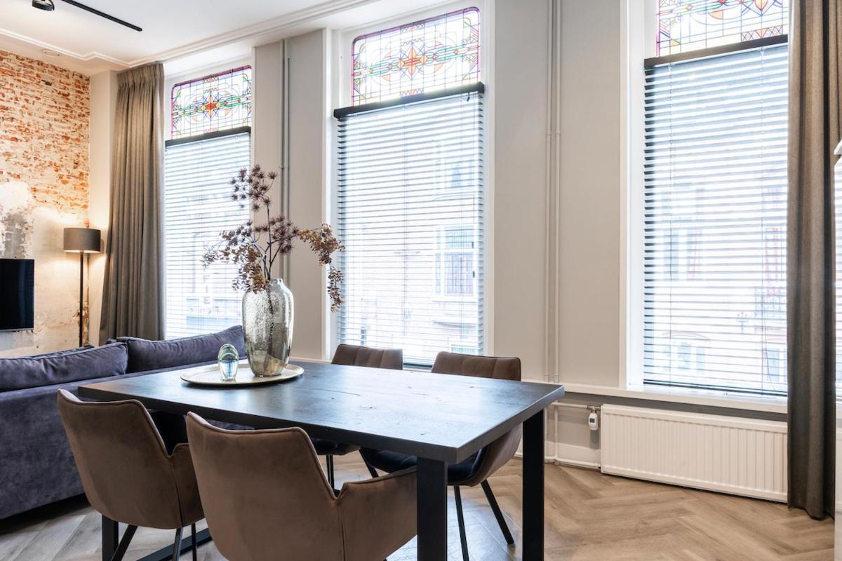 Xxl Loft With Bath Located Stadsvilla Tilburg Exterior foto